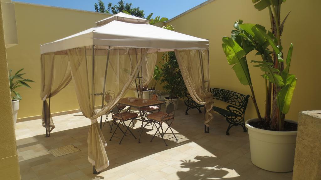 Antico Casale B&B Veglie Exterior photo